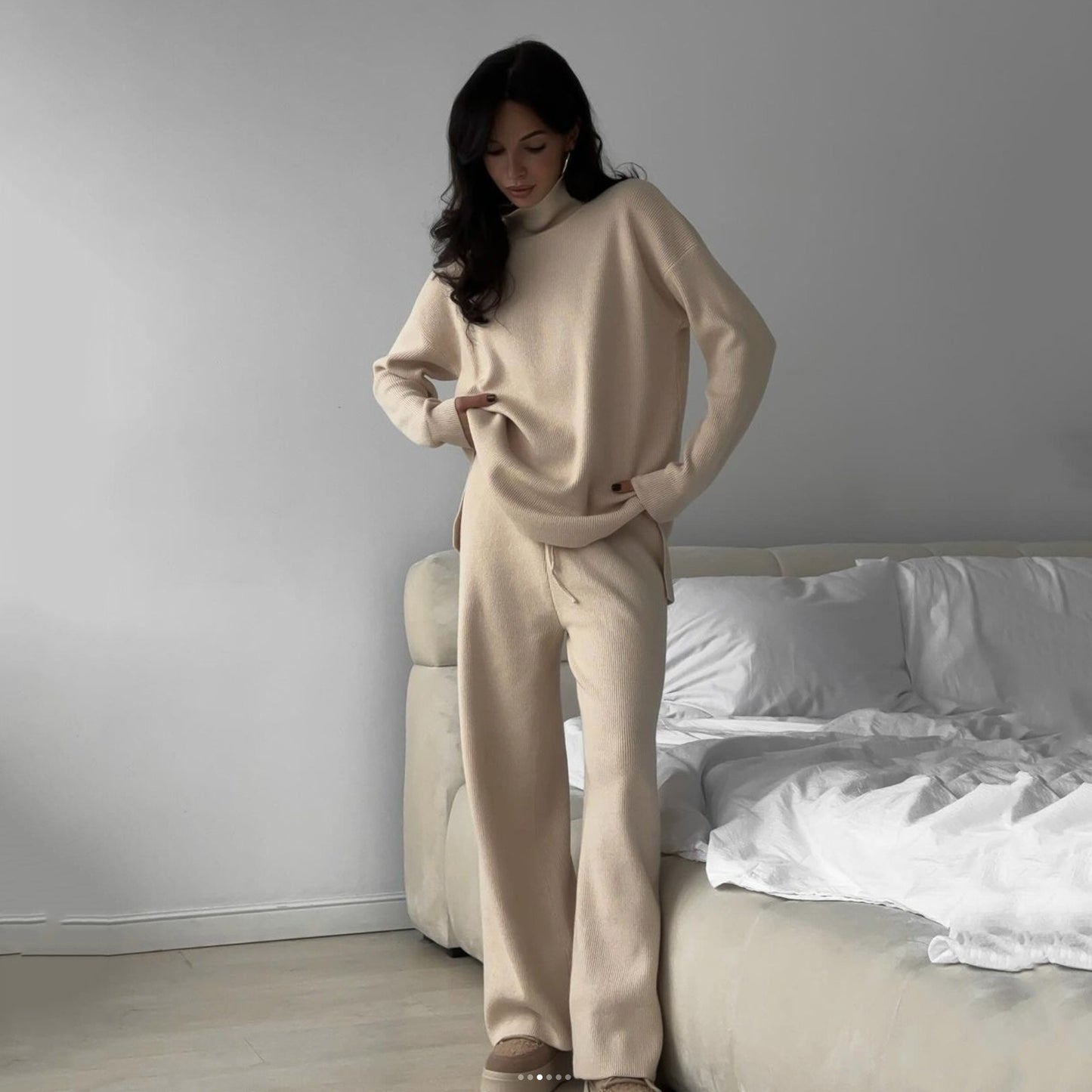 KNITTED LONG SLEEVE SUIT SET